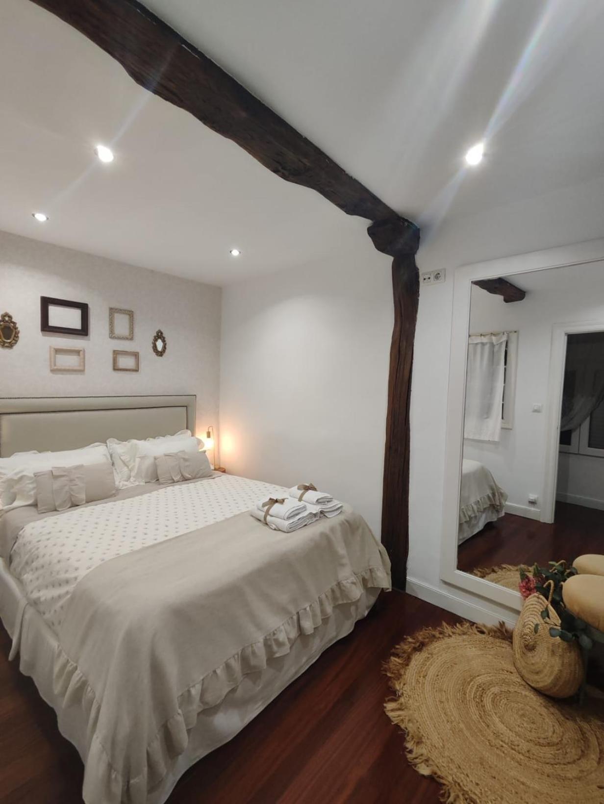 Apartamento El 31 De Бильбао Экстерьер фото